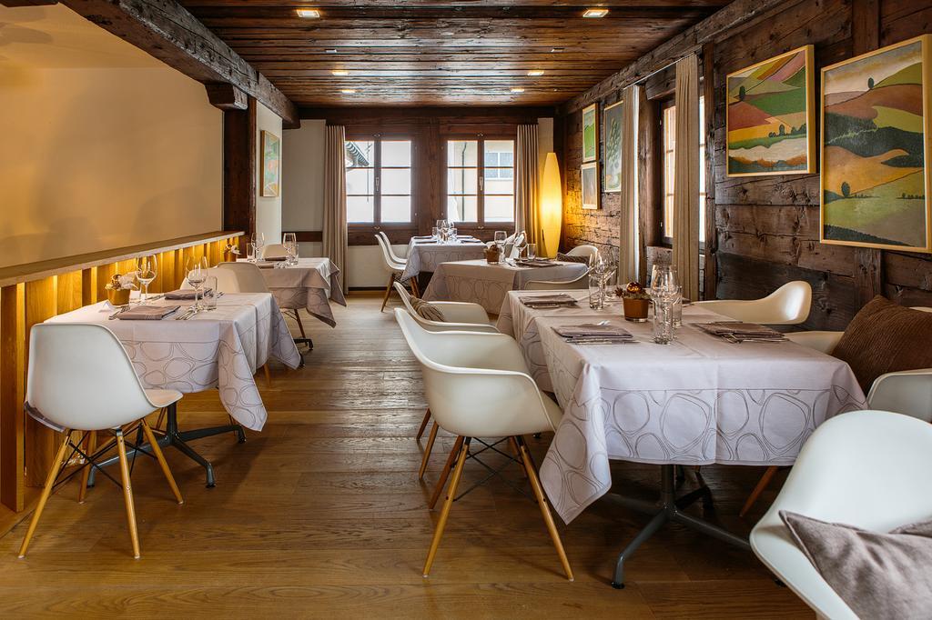 Hotel & Restaurant Zum Schwarzen Baeren Андерматт Екстер'єр фото